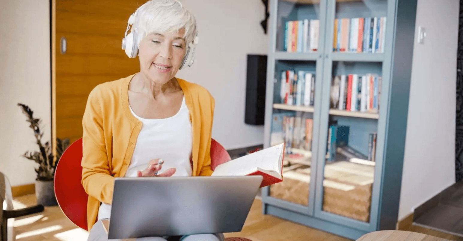 Simple Ways Seniors Are Earning Extra Income From Home